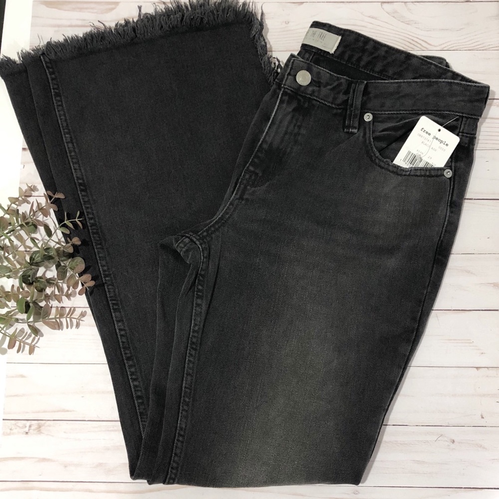 ⚡️⚡️Free People Vintage Black Flare Wide Leg Pants - Picture 3 of 8